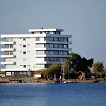 Quiet Coast - Stw 7-3-28 Heiligenhafen