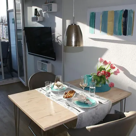 Quiet Coast - Stw 7-3-28 * Heiligenhafen