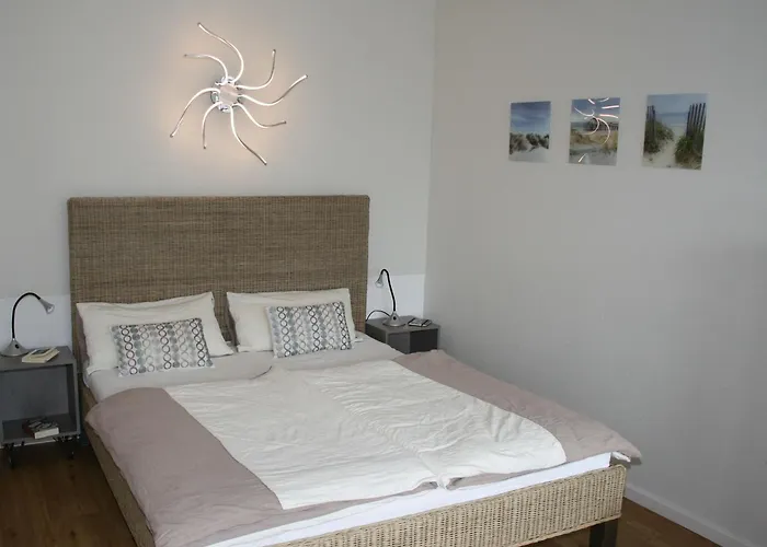 Quiet Coast - Stw 7-3-28 * Heiligenhafen